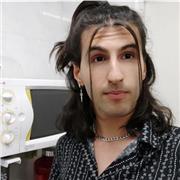 Profesor de Baile Urbano con formacion en Hip Hop, New Style, Popping, Shuffle y Break